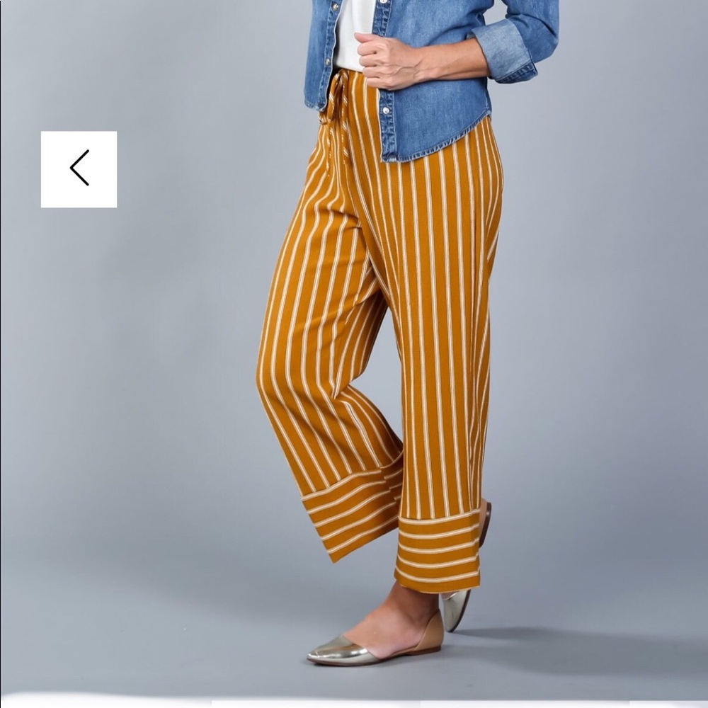 Striped Drawstring Culotte Pants - Picture 7 of 7